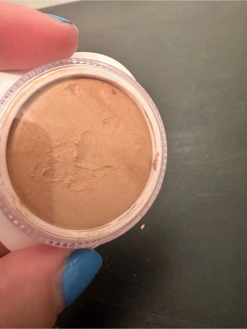 Vintage Almay Extra Moisturizing Under Eye Cover Cream Medium